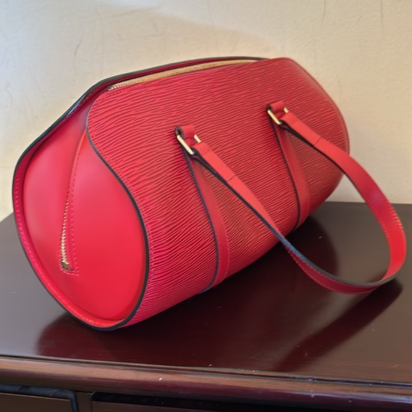 Louis Vuitton red epi bag. EUC! - Picture 5 of 5